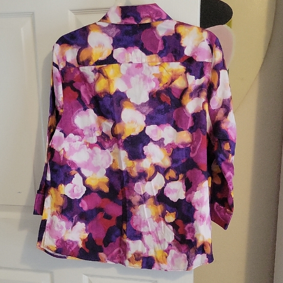Westbount woman Sz1X 100% cotton Multicolor Floral 3/4 sleeve Button-Down Shirt - Picture 5 of 5